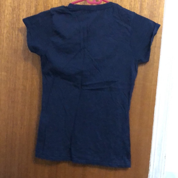 Navy blue gildan tshirt - Picture 2 of 4